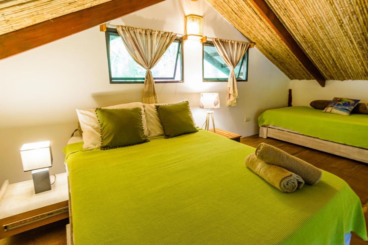 Funky Monkey Lodge Playa Santa Teresa (Puntarenas) Exterior foto
