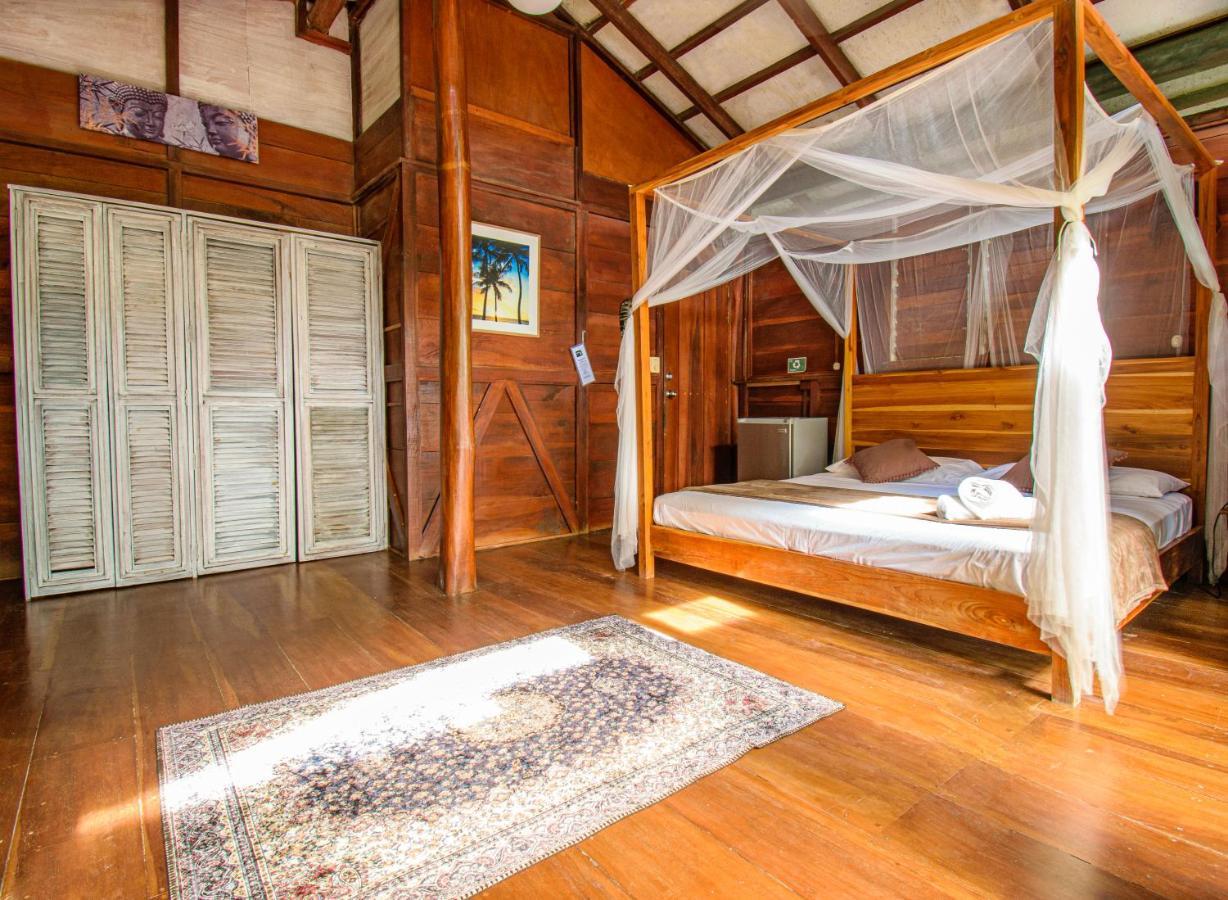 Funky Monkey Lodge Playa Santa Teresa (Puntarenas) Exterior foto