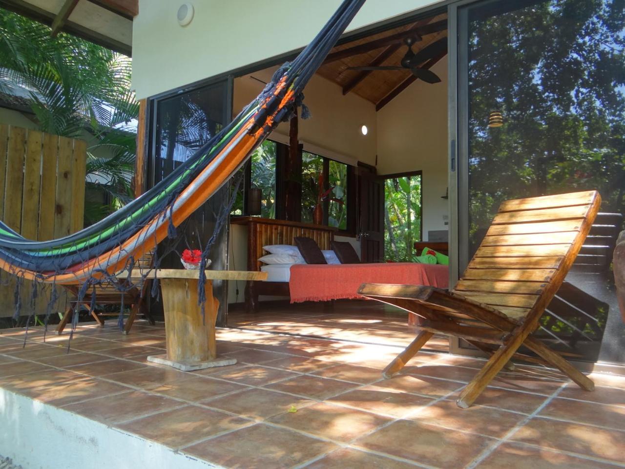 Funky Monkey Lodge Playa Santa Teresa (Puntarenas) Exterior foto